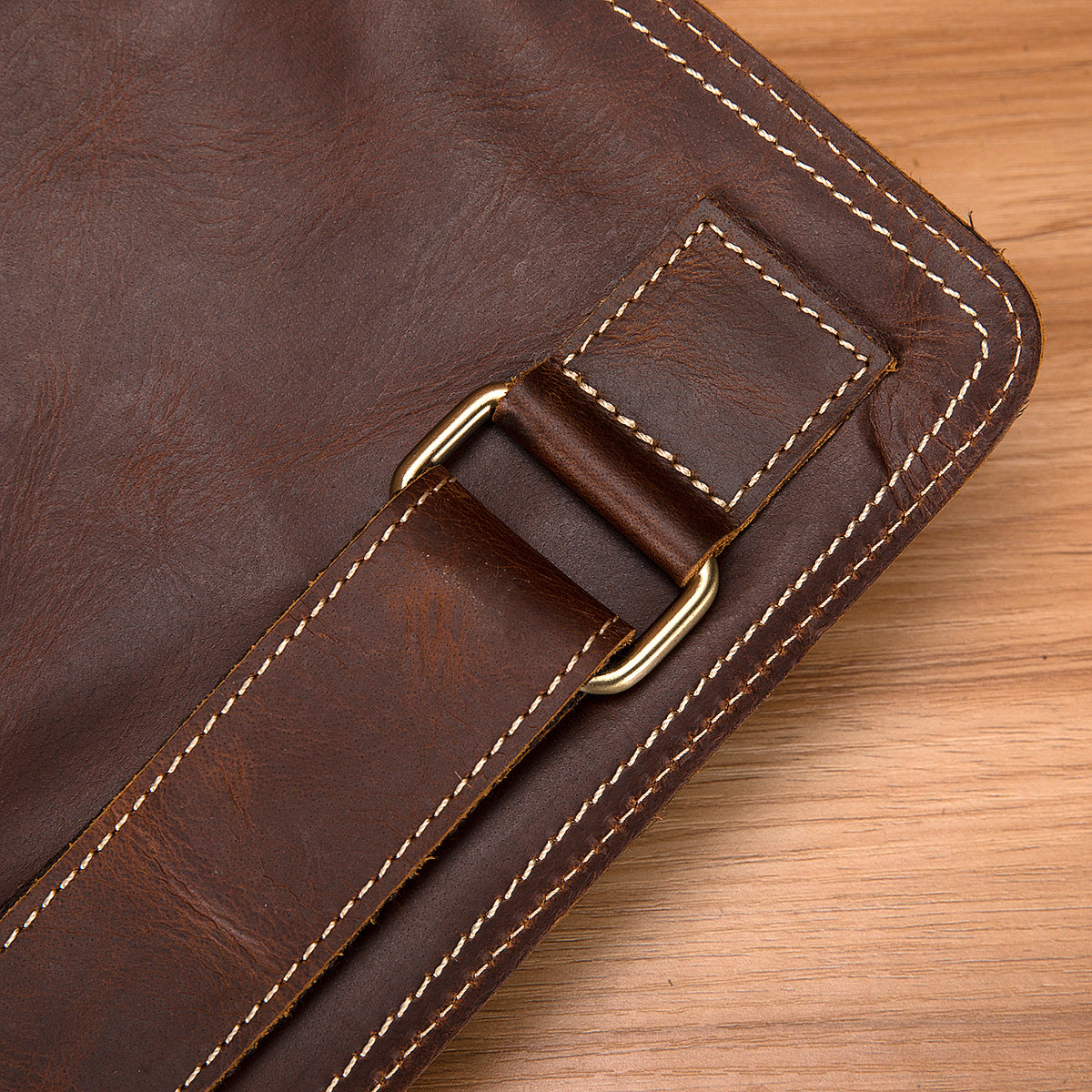 Men's Bust Bag Genuine Cowhide Leather Retro Outdoor Versatile Men's Crossbody Bag 