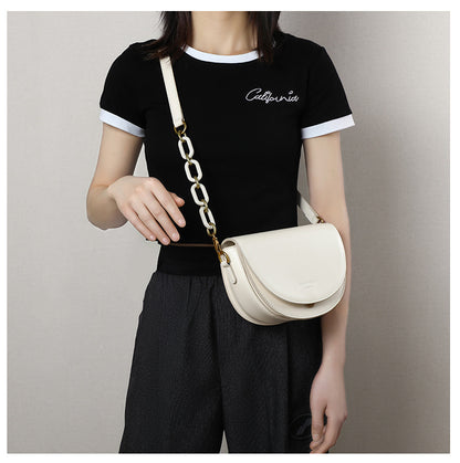 Women's crossbody bag fashion genuine leather bag saddle bag high quality shoulder bag that goes with anything. Pochette