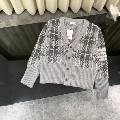 TBファッション長袖ニット セーターカジュアル   おしゃれ上着 SY0584