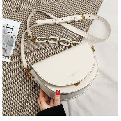 Women's crossbody bag fashion genuine leather bag saddle bag high quality shoulder bag that goes with anything. Pochette
