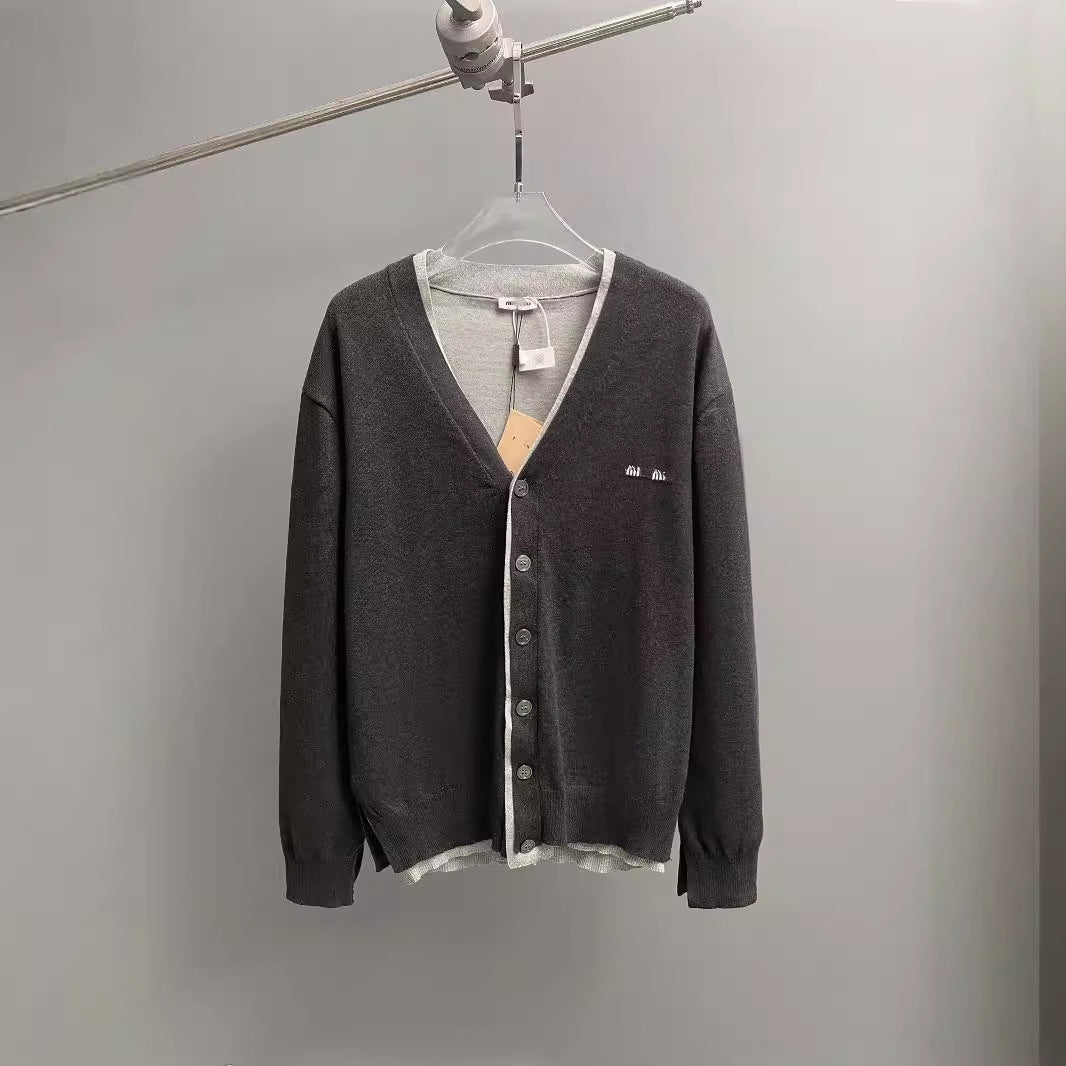 MIUMIU長袖ニット セーターカジュアル   おしゃれ上着 SY0577