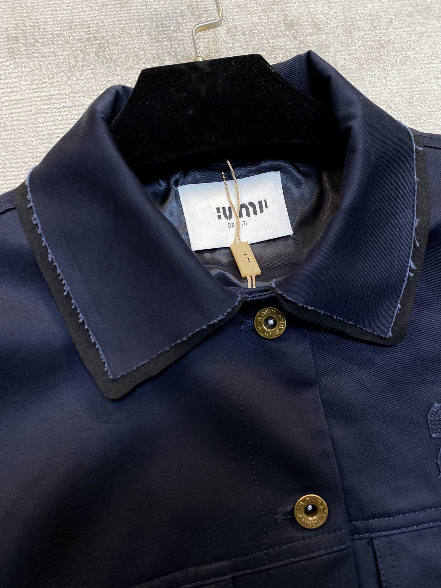 MIUMIU長袖ジャケット クールカジュアル  おしゃれ上着 SY0363