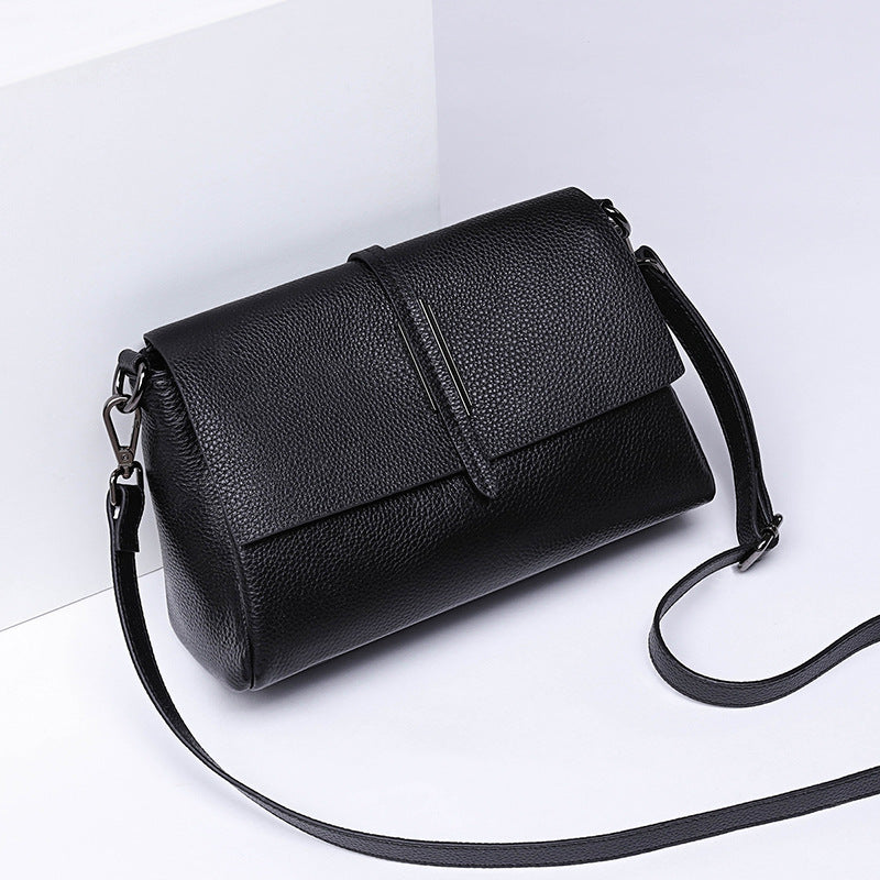 Genuine leather women's bag Trending armpit bag Crossbody bag Fashion square bag Shoulder bag that goes with anything. Pochette