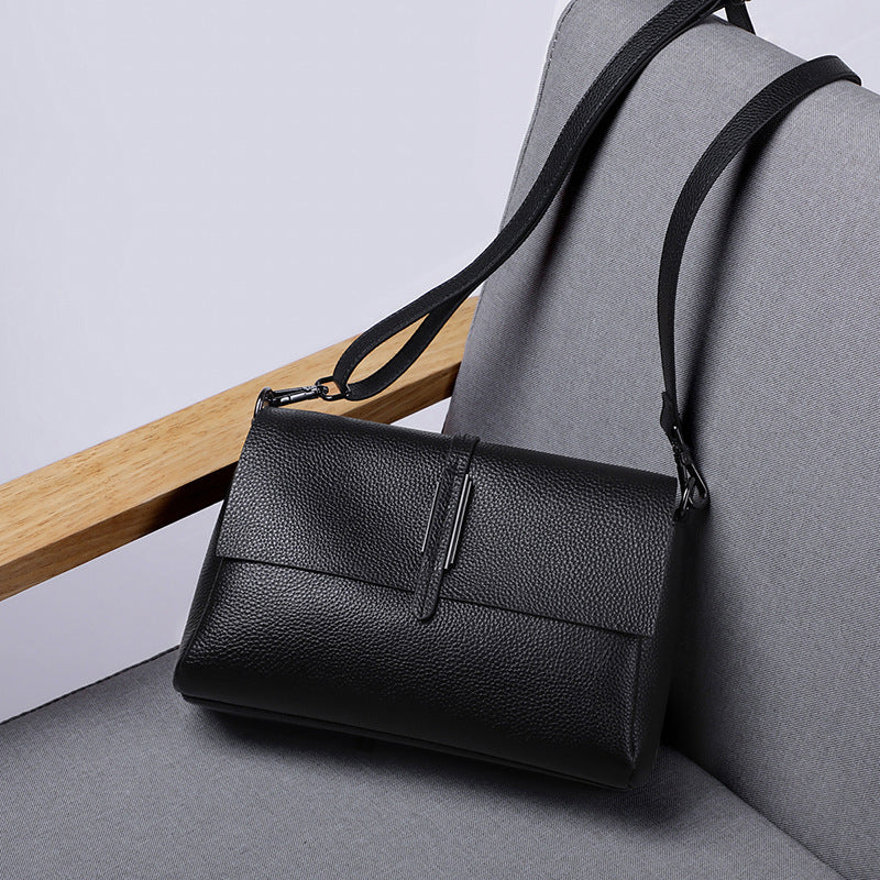 Genuine leather women's bag Trending armpit bag Crossbody bag Fashion square bag Shoulder bag that goes with anything. Pochette